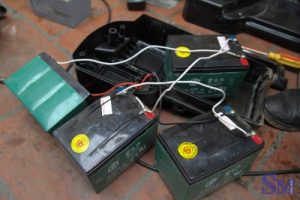 Ac Quy Xe Dap Dien Bi Phong Rop E1514644055535